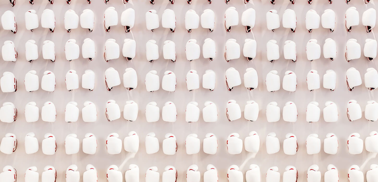 wall_of_gloves